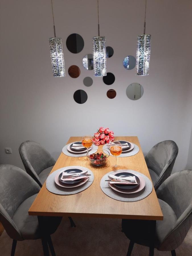 Apartman Kristal Sremska Mitrovica Exteriör bild