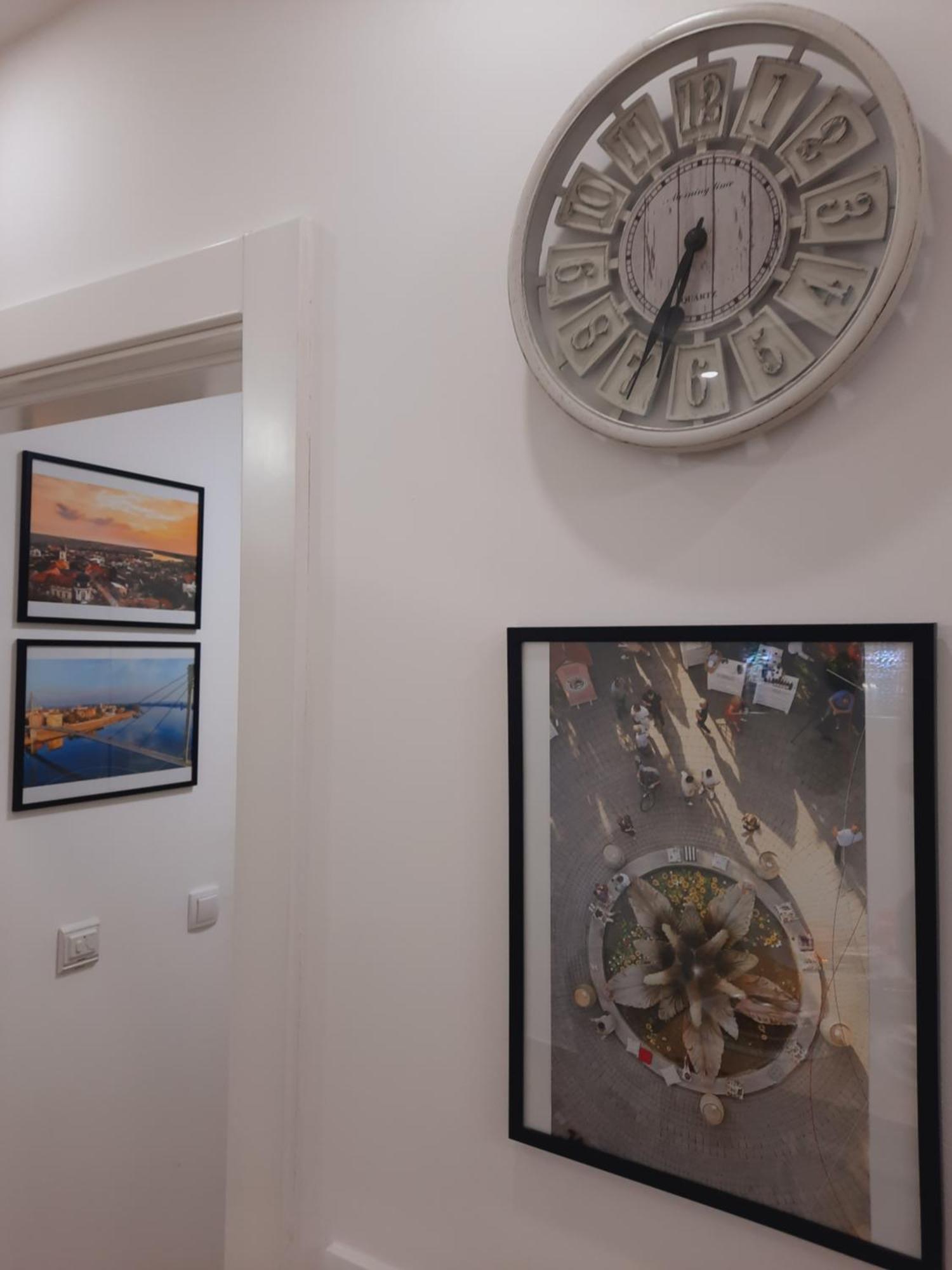 Apartman Kristal Sremska Mitrovica Exteriör bild
